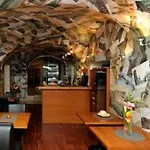 Hotel Beigli & Garden 3*