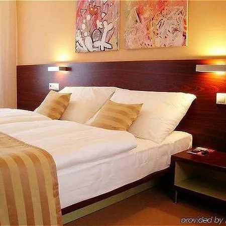 Beigli & Garden 3* Братислава