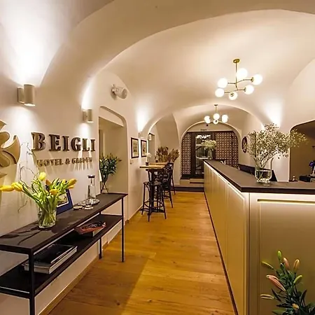 Beigli & Garden Hotel 3*