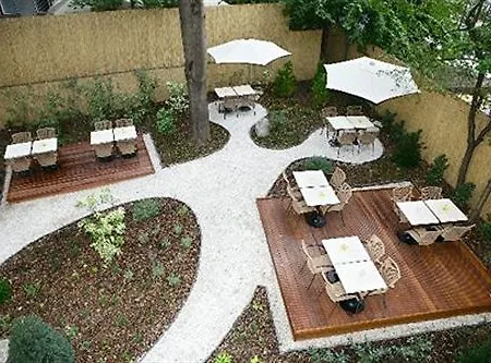 Beigli & Garden