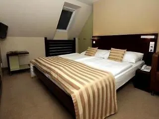 Beigli & Garden Hotell Bratislava